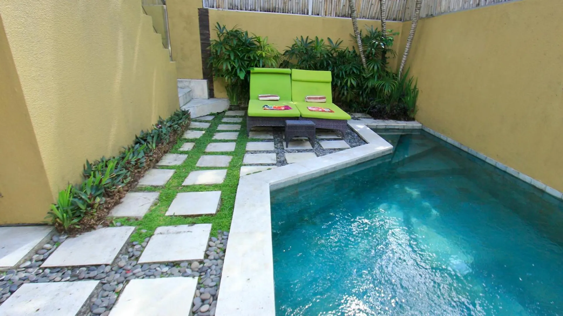 O Villas Seminyak 0*,